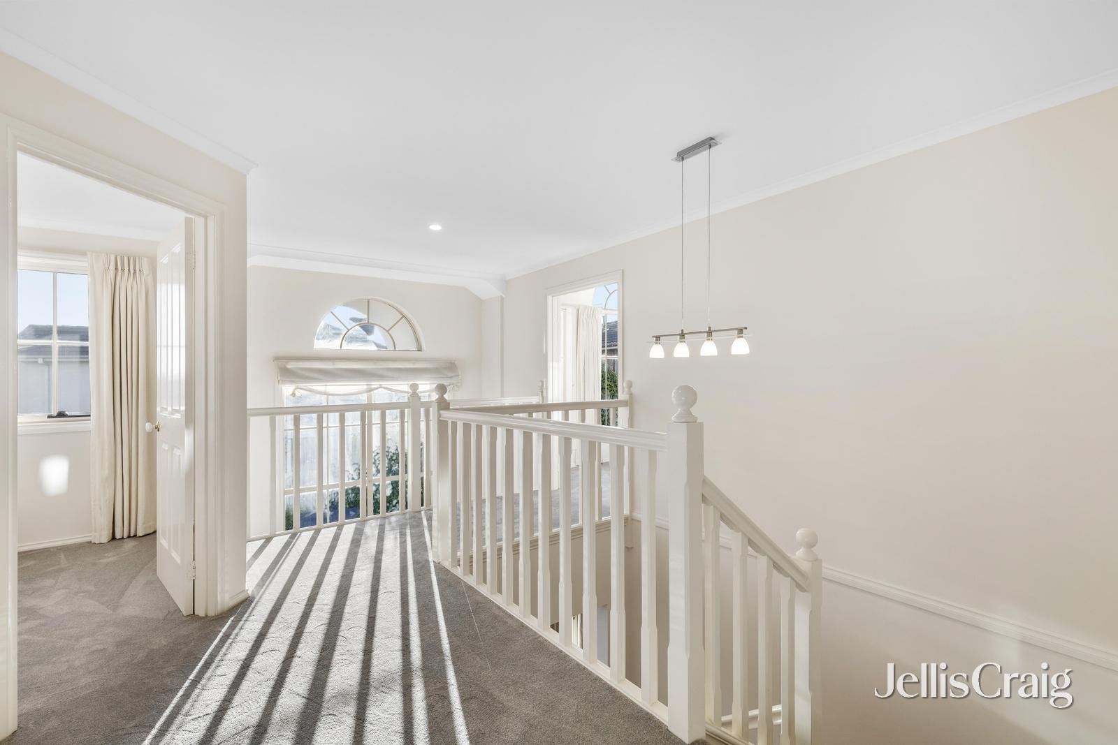 5 Winter Way, Glen Waverley image 7