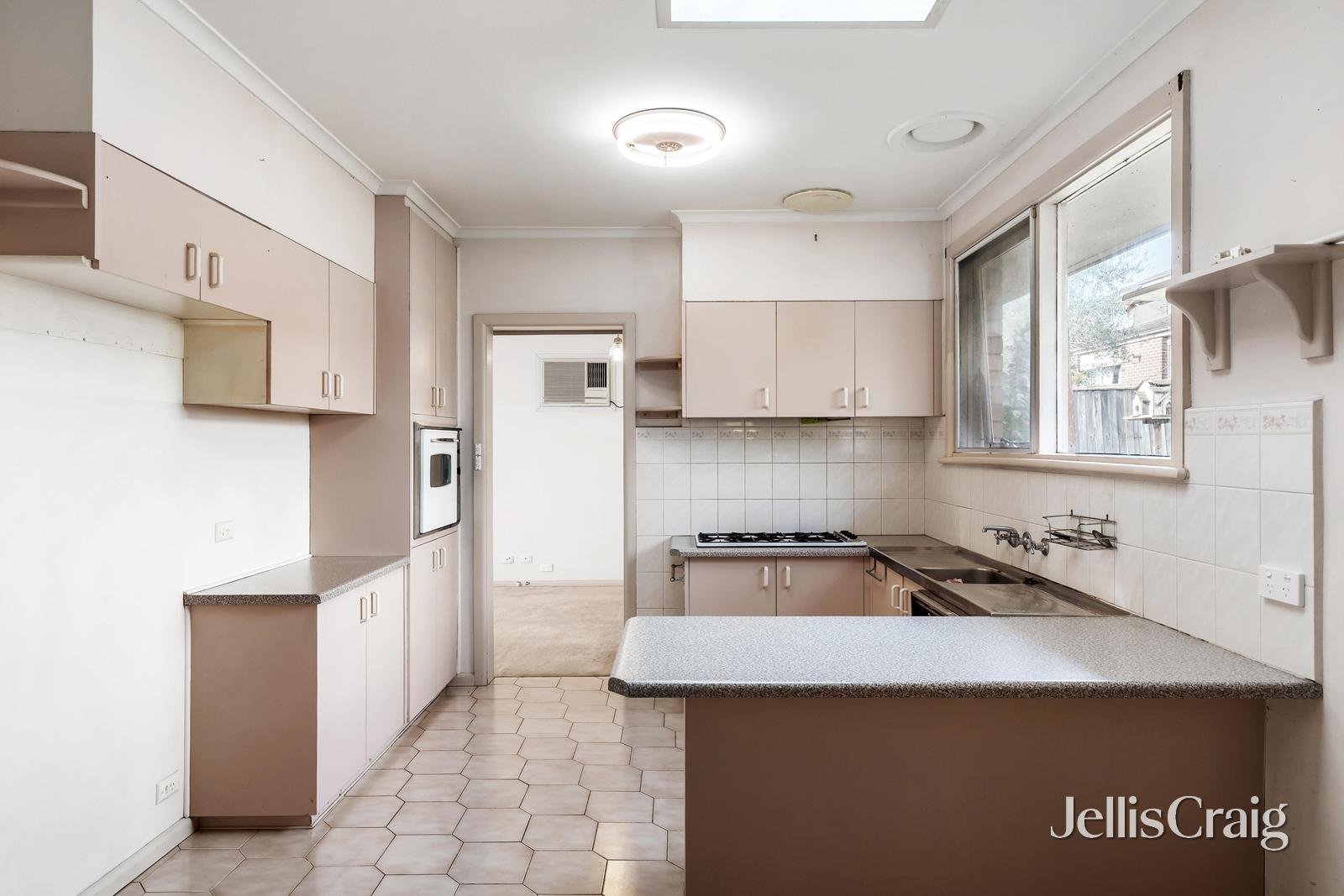 5 Woodstock Court, Doncaster&nbsp;East image 4
