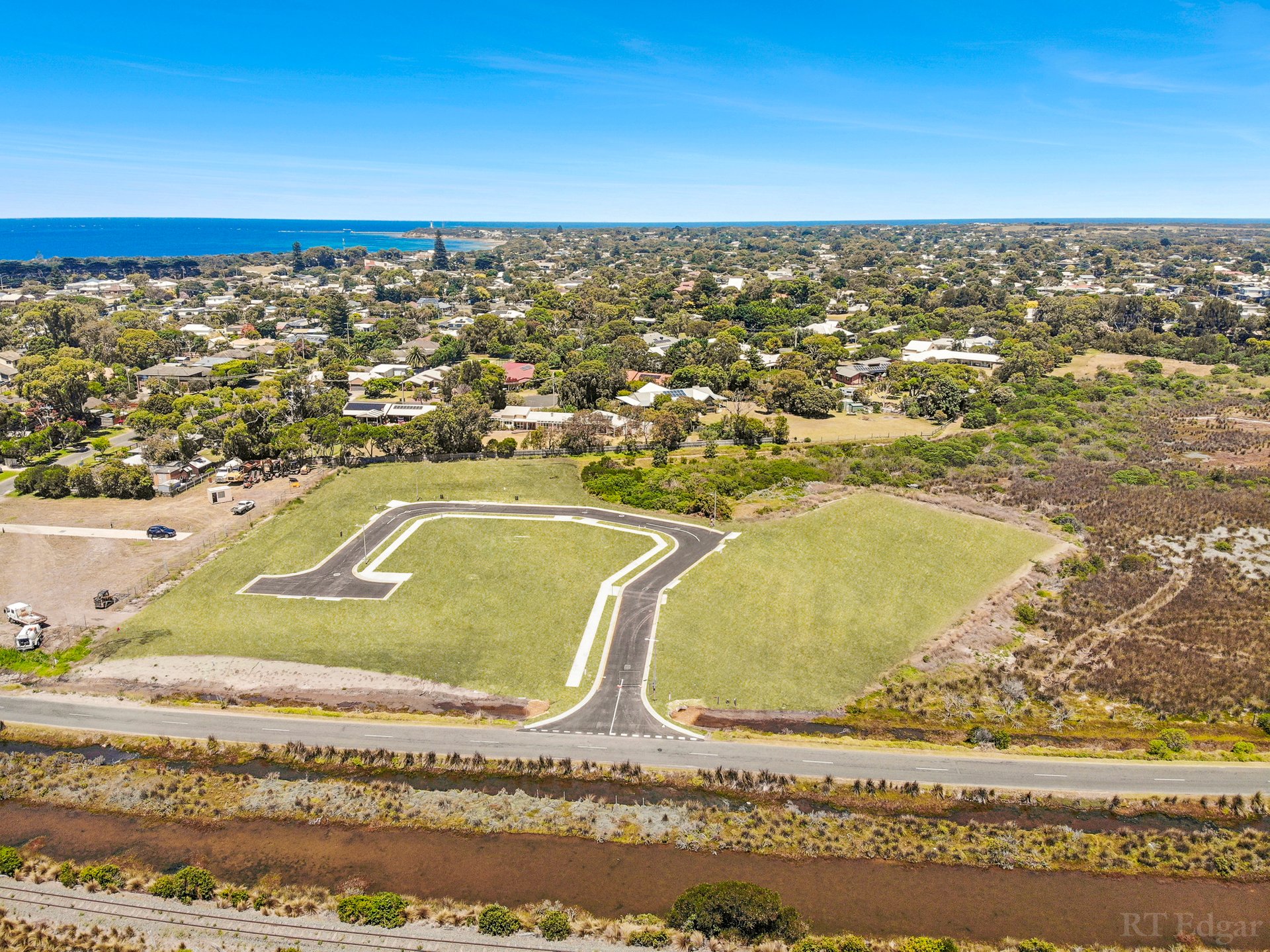 Property Gallery Thumbnail 3