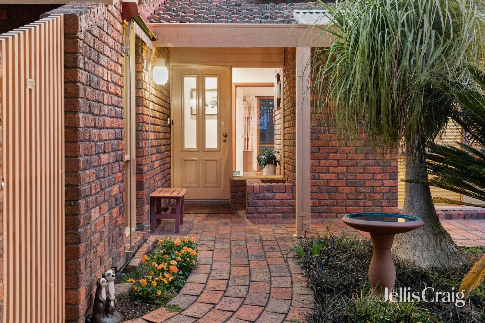 5 Wyndarra Court, Ringwood image 2