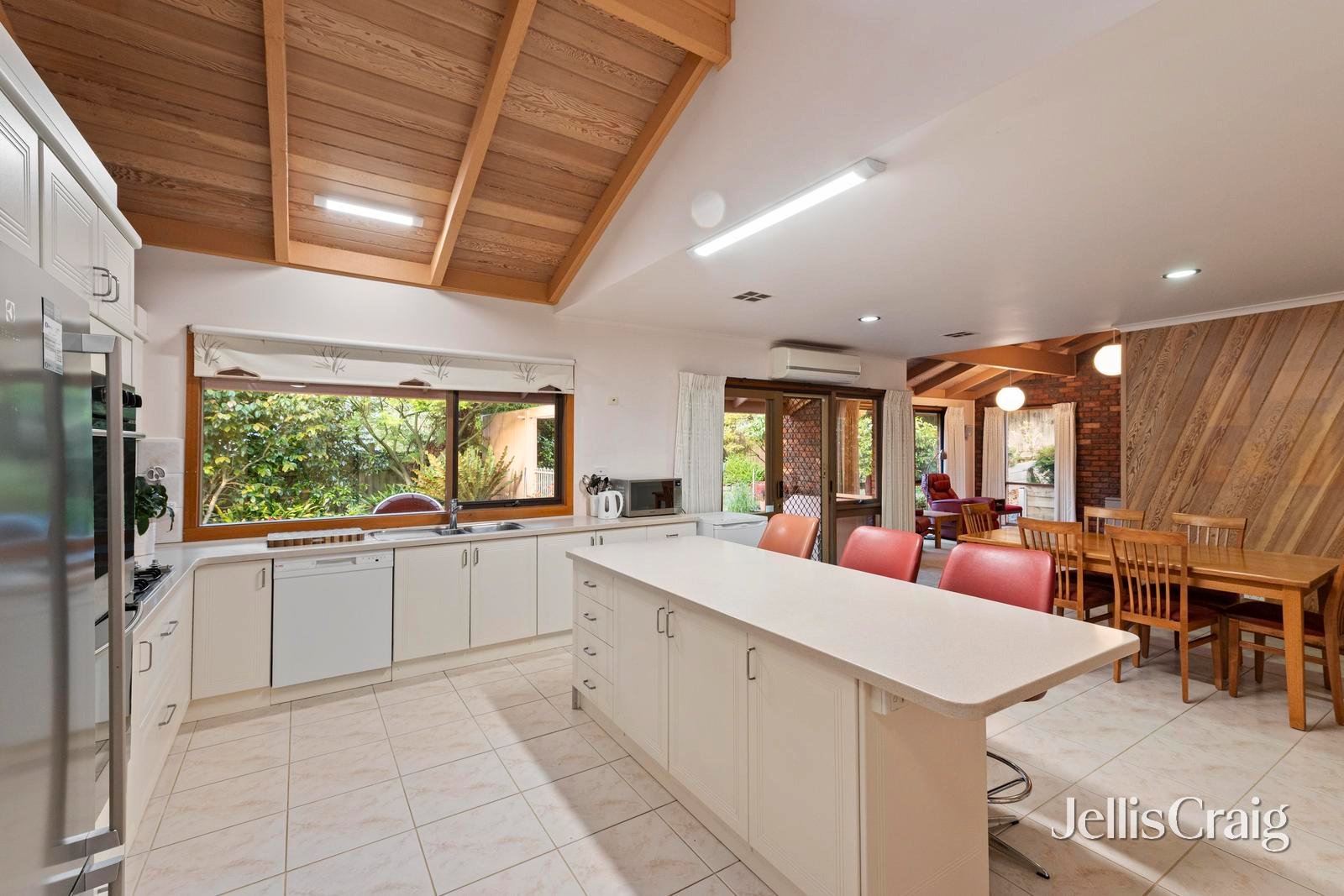 5 Wyndarra Court, Ringwood image 9