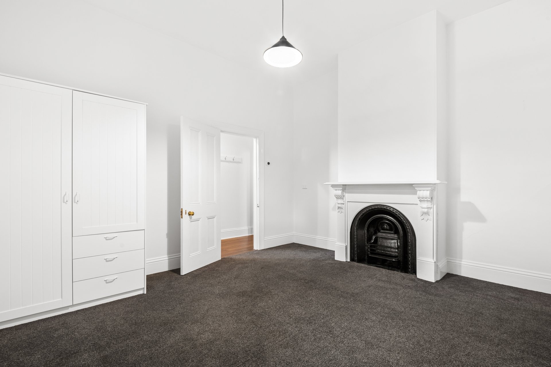 Property Gallery Thumbnail 4