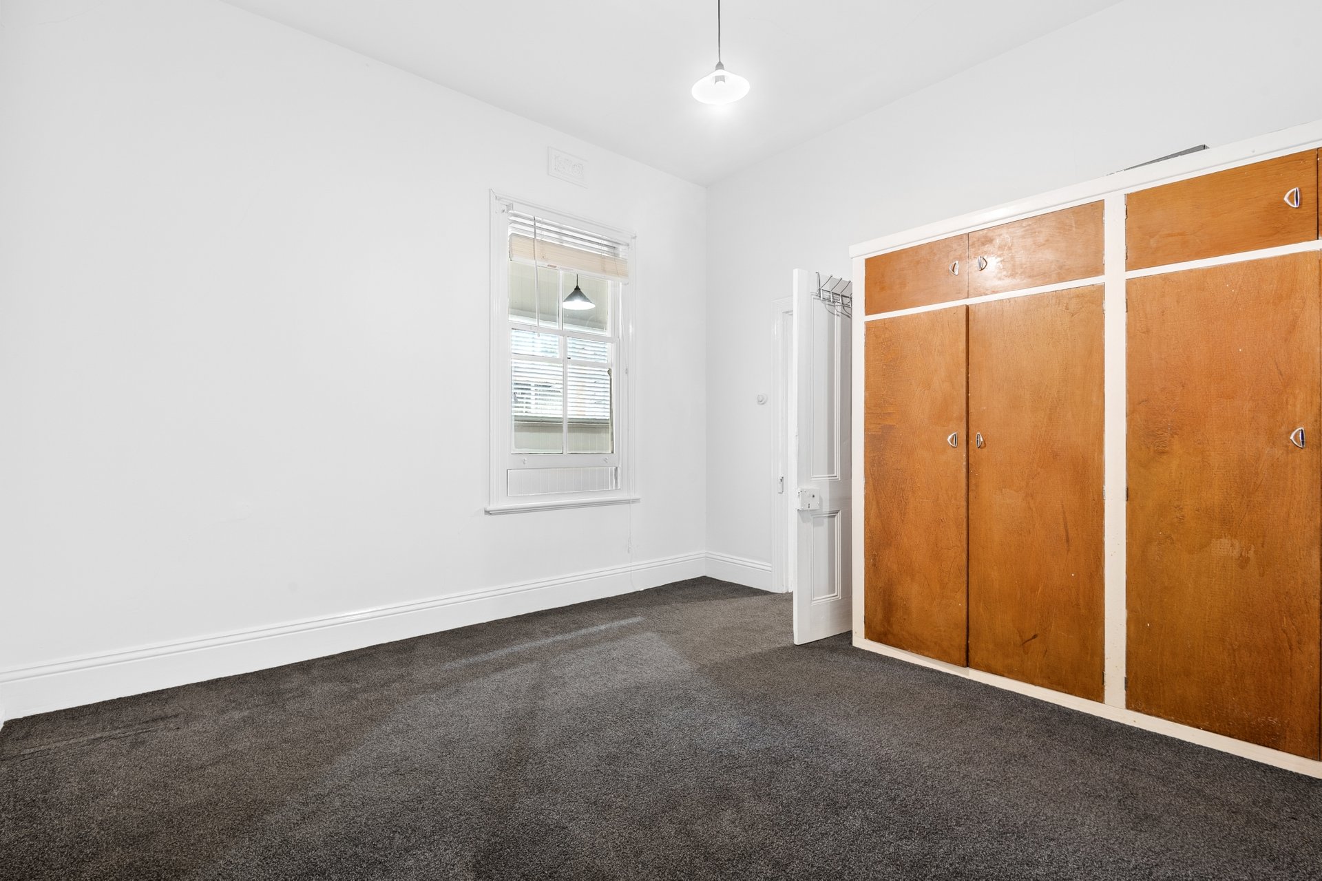 Property Gallery Thumbnail 5