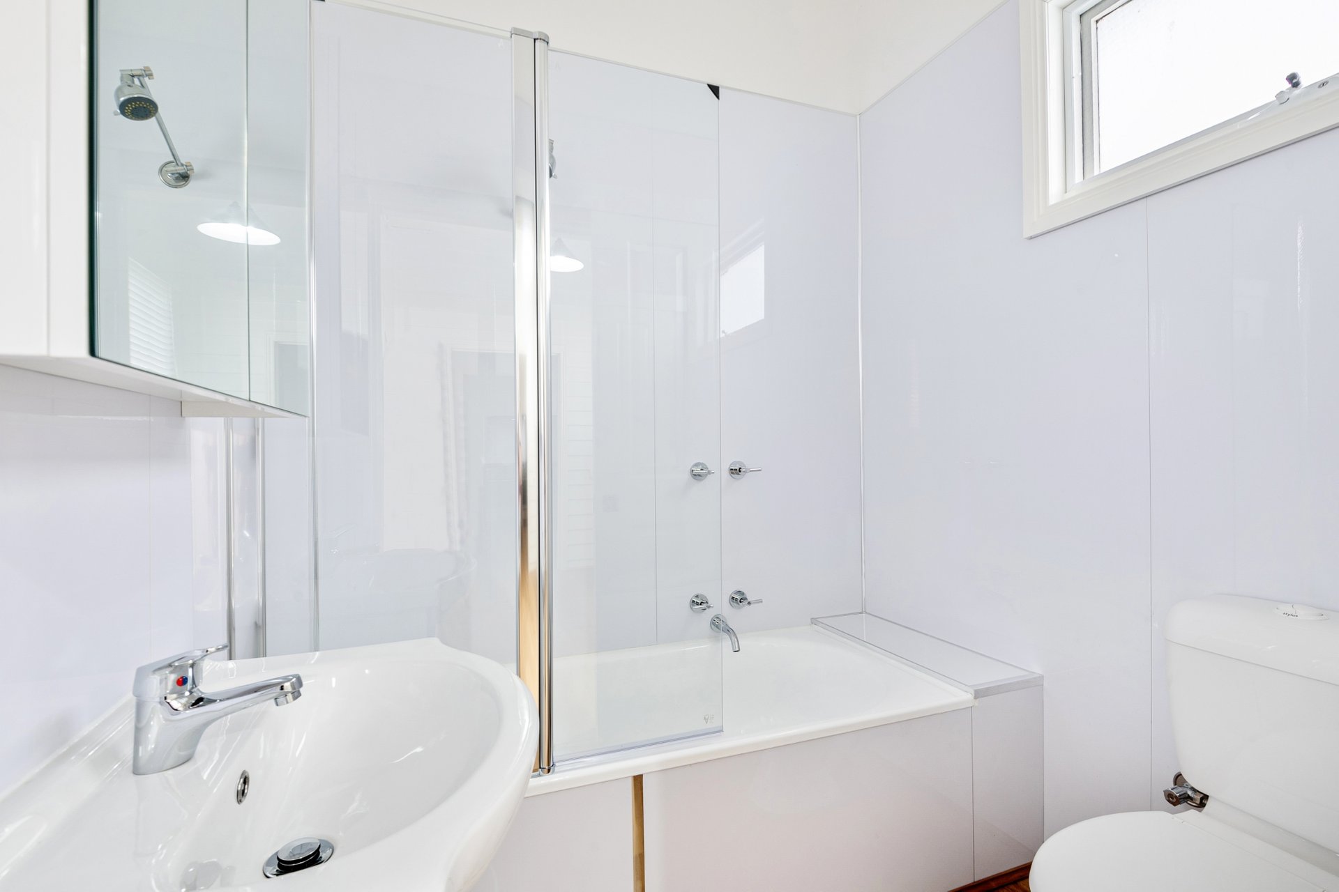 Property Gallery Thumbnail 6