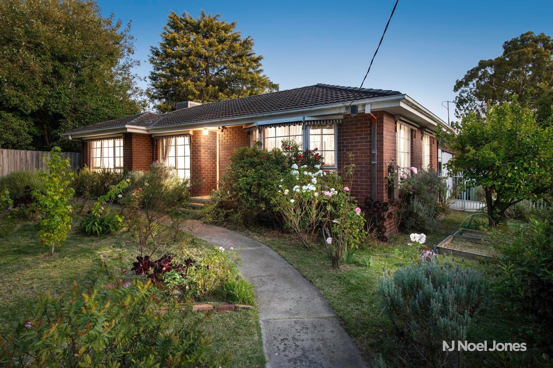 50 Alexandra Road, RINGWOOD EAST VIC 3135 Noel Jones