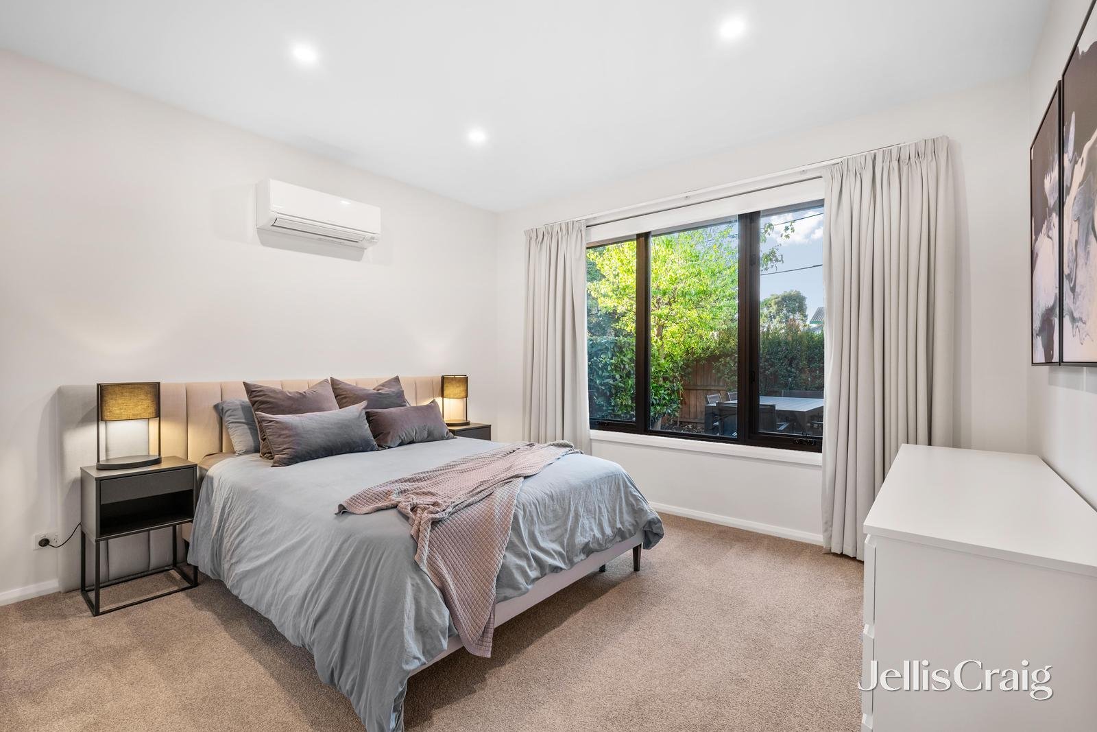 50 Barter Crescent, Forest Hill image 5