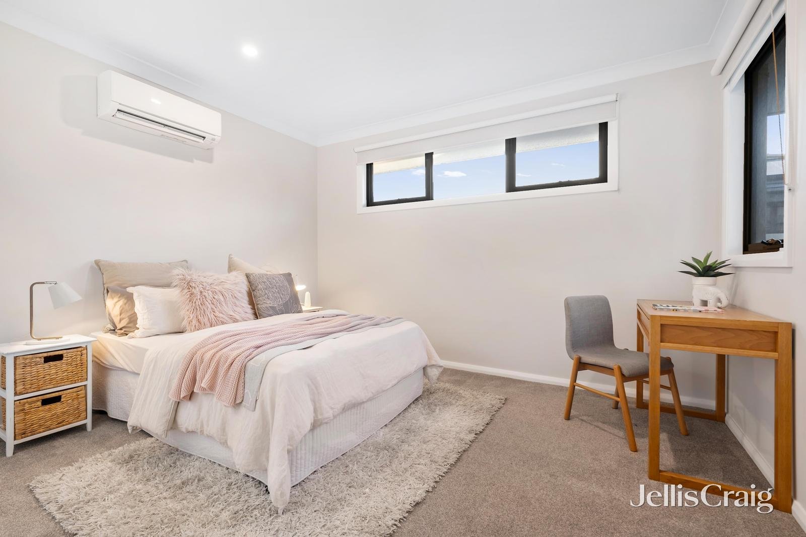 50 Barter Crescent, Forest Hill image 6