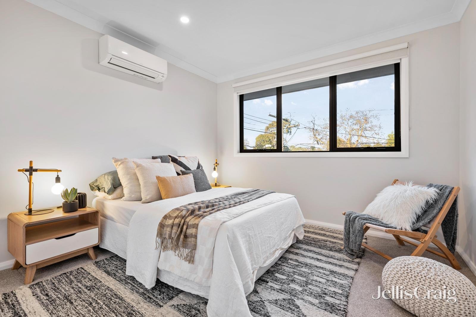 50 Barter Crescent, Forest Hill image 8