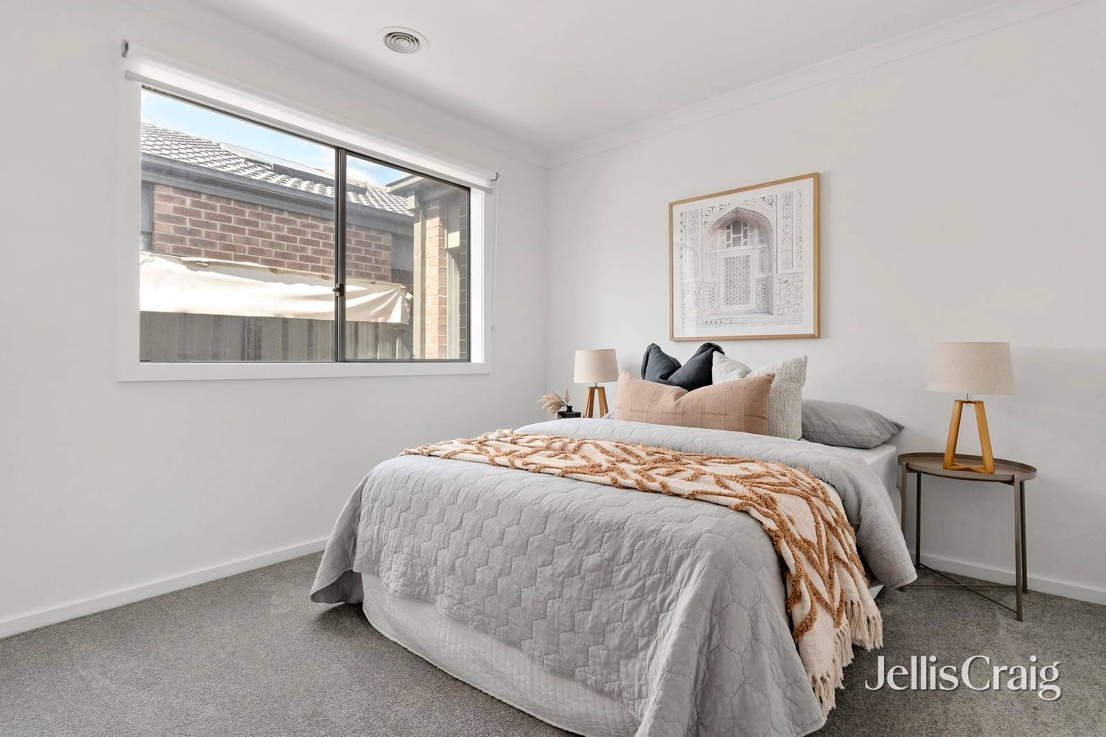 50 Bluebird Way, Roxburgh Park image 7
