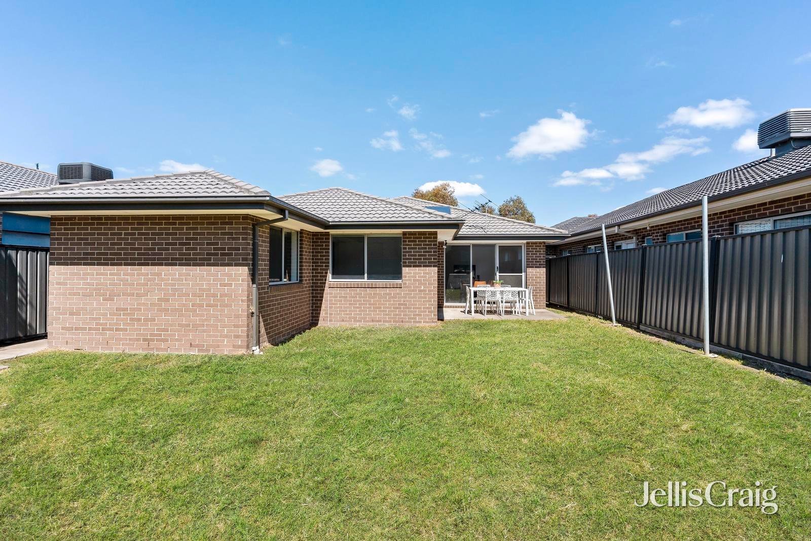 50 Bluebird Way, Roxburgh Park image 10