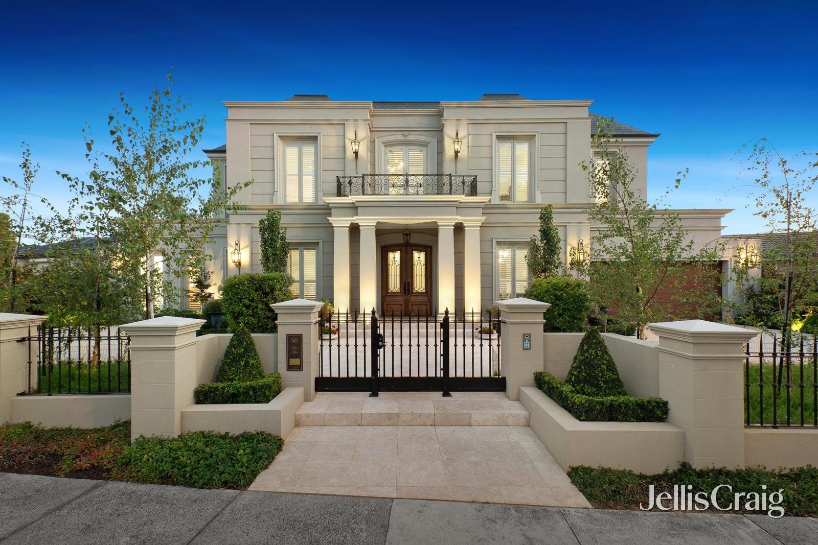 50 Bogong Avenue, Glen Waverley image 1