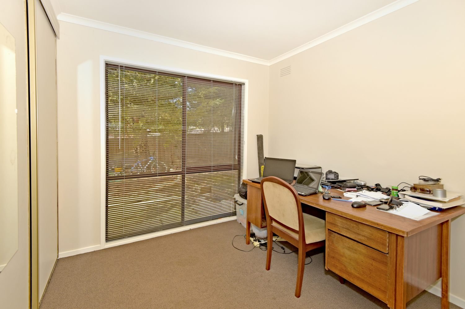 Property Gallery Thumbnail 7