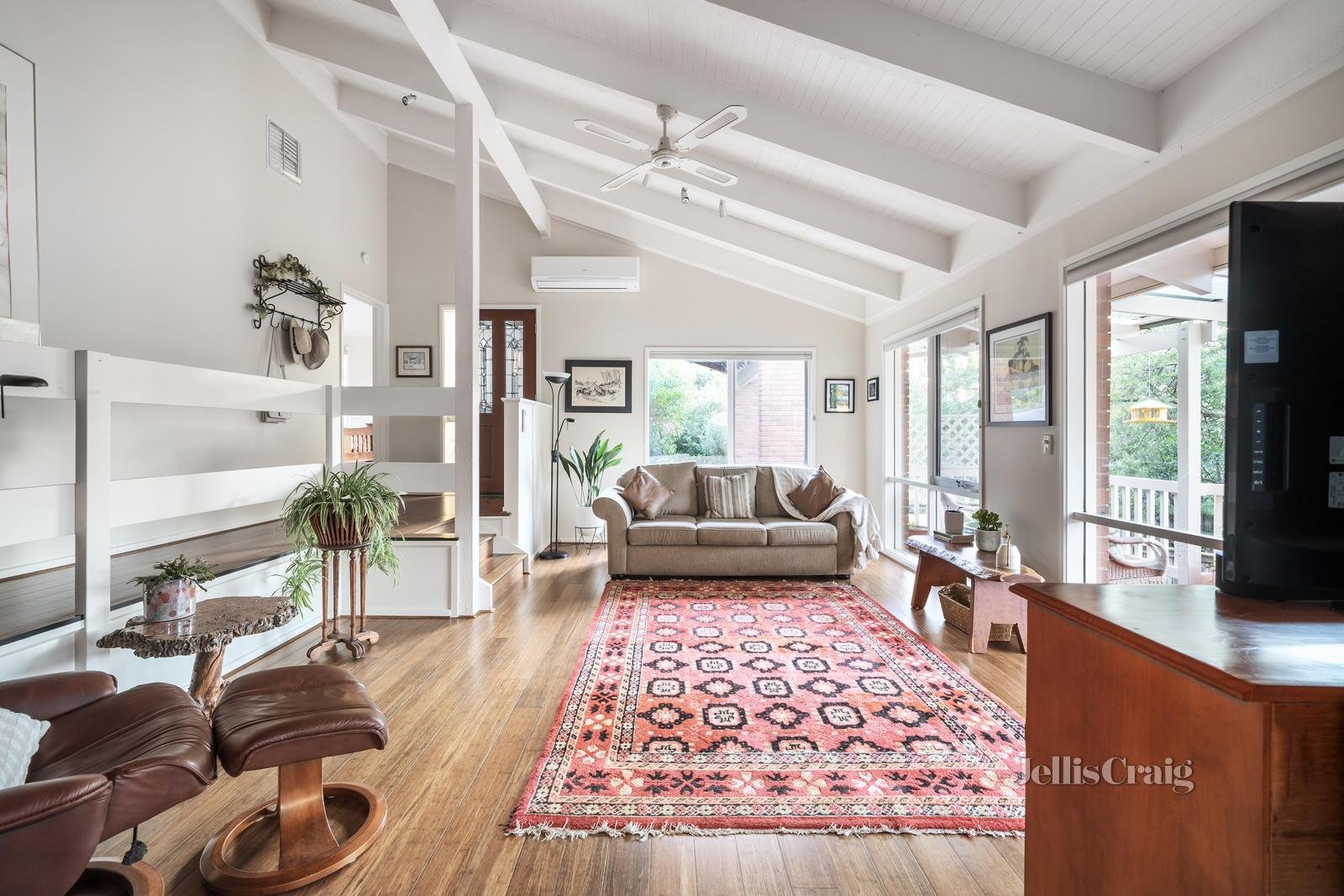 50 Eucalyptus Road, Eltham image 3