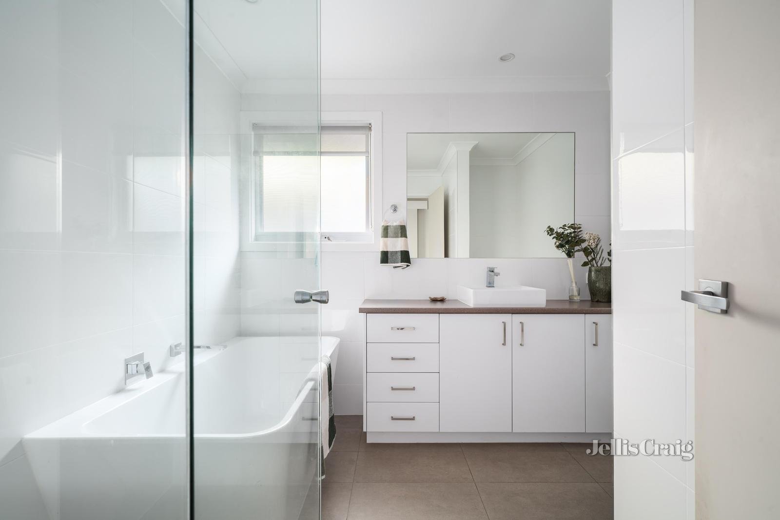 50 Eucalyptus Road, Eltham image 11