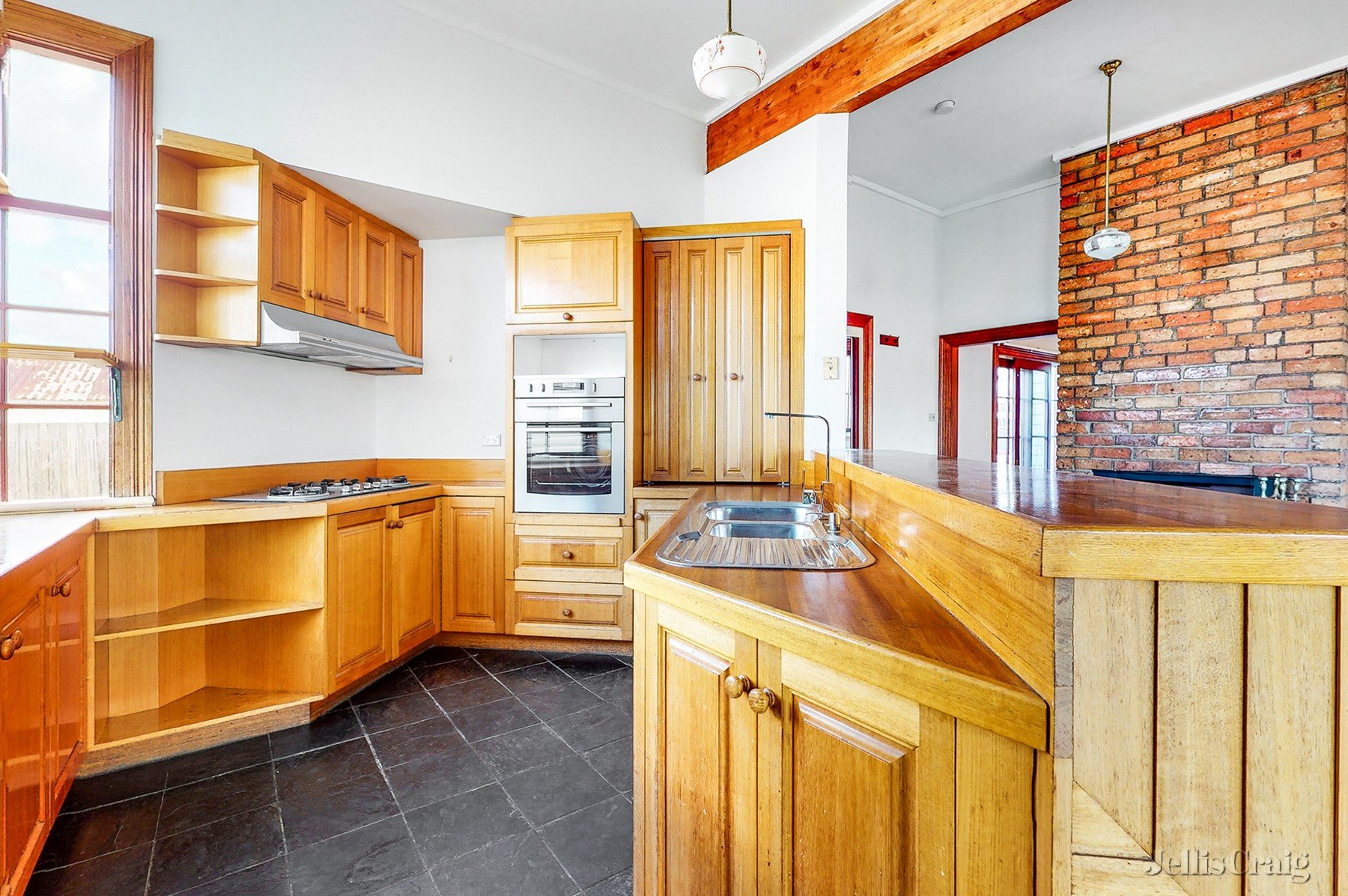 50 Fitzgerald Road, Essendon image 2