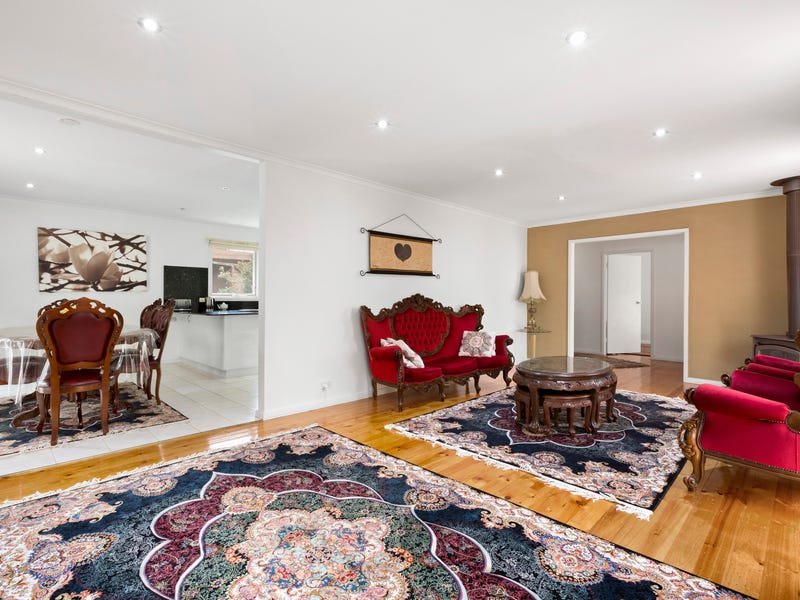 Property Gallery Thumbnail 3