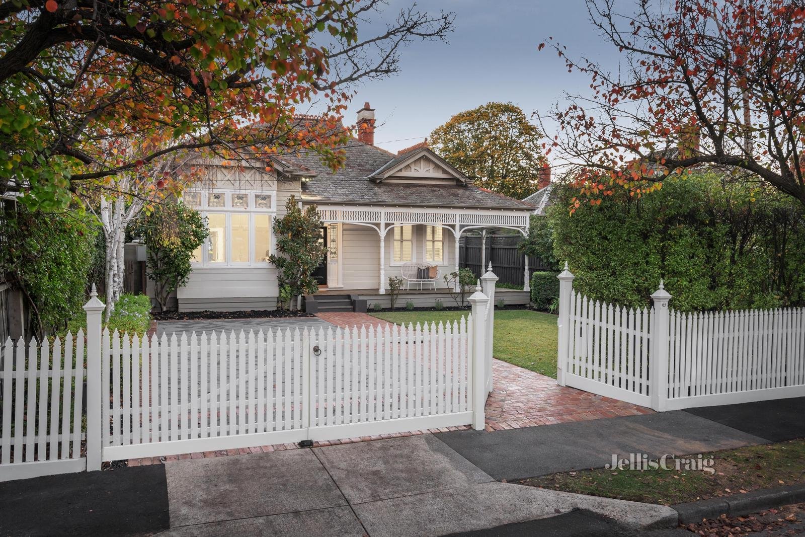 50 Glendearg Grove, Malvern image 18