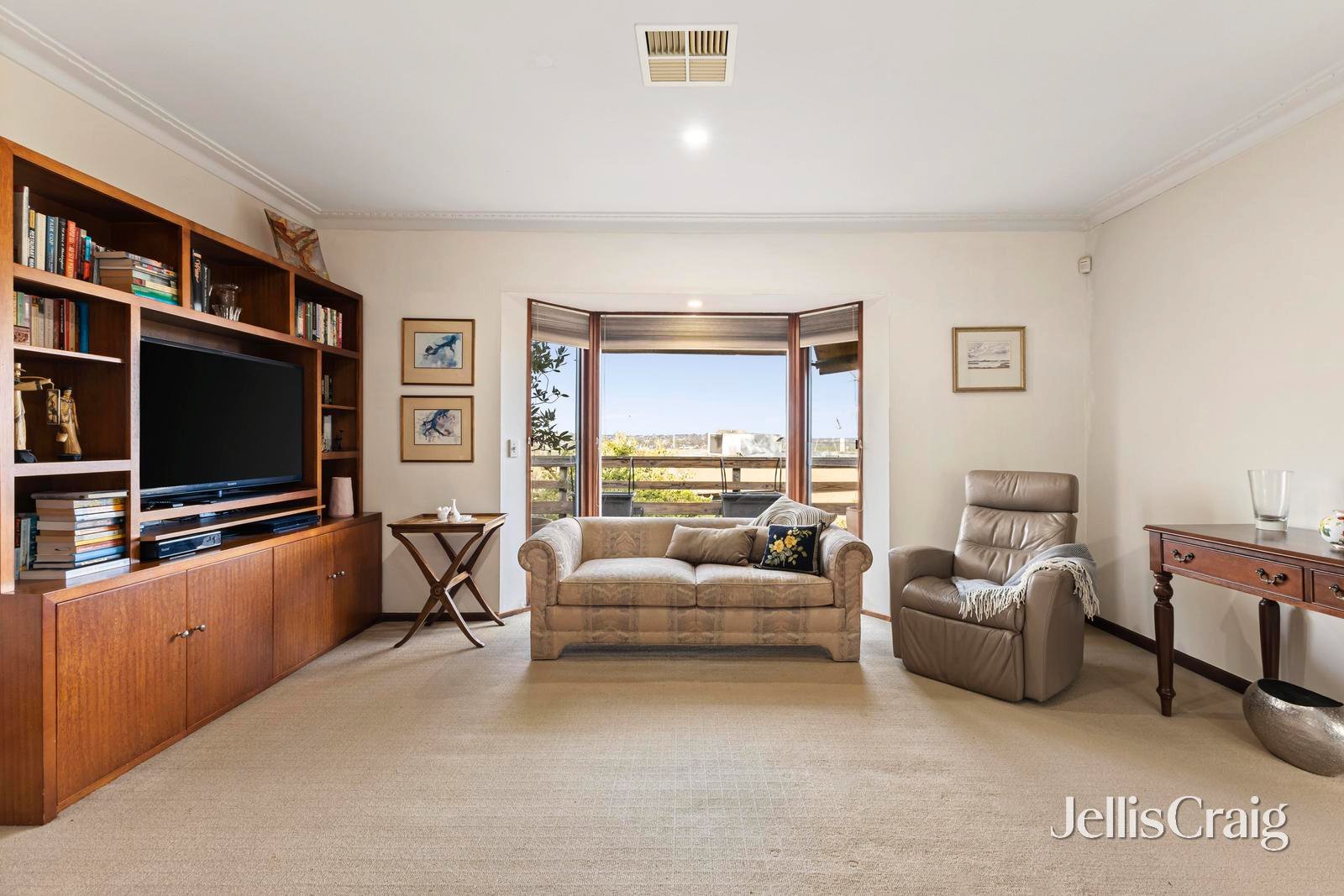 50 Golden Way, Bulleen image 5