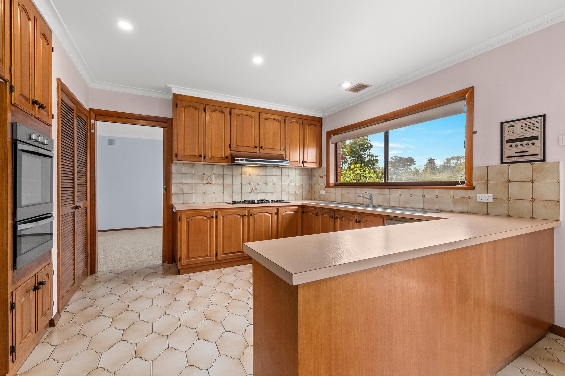 50 Hampshire Road, Doncaster image 3