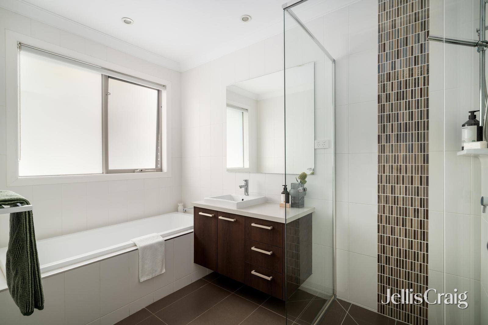 50 Killarney Ridge, Greensborough image 13