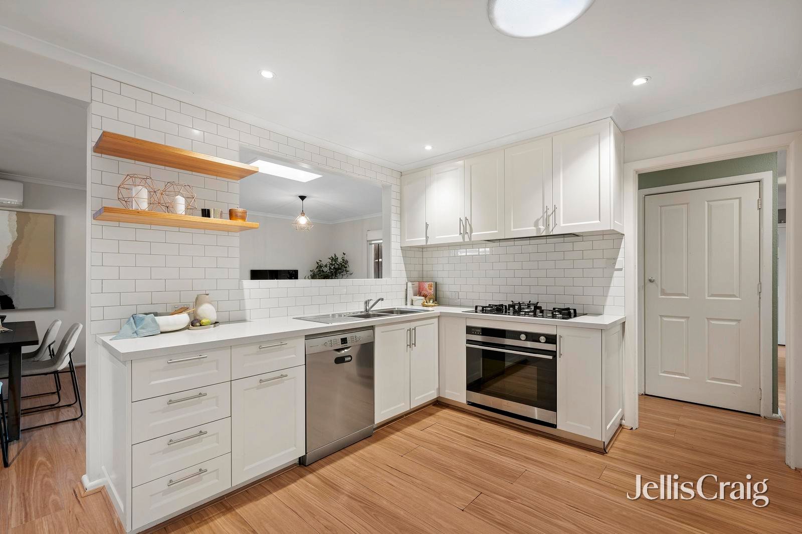 50 Kipling Avenue, Mooroolbark image 4