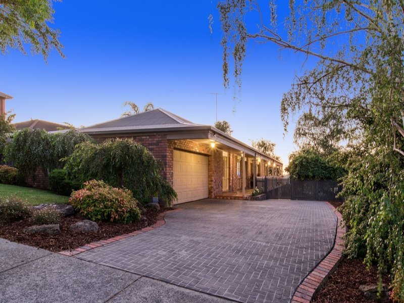 50 Kirkford Drive, Mooroolbark image 1