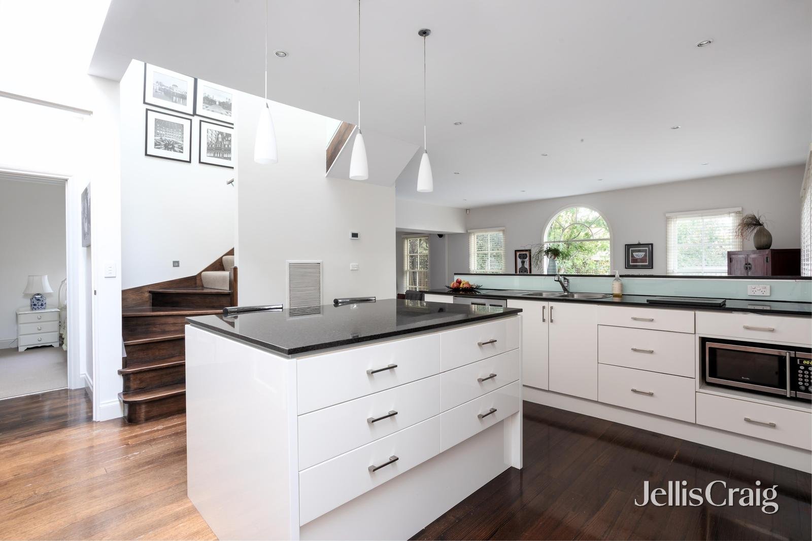 50 Llaneast Street, Armadale image 3