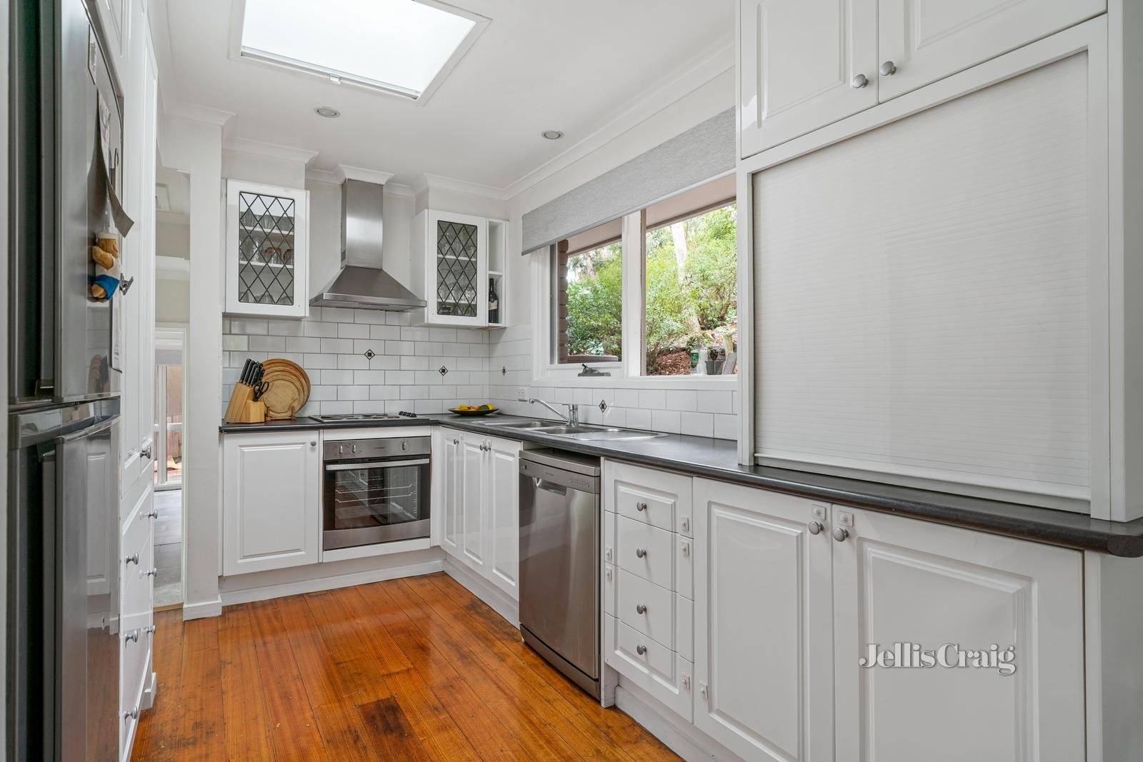 50 Orchard Avenue, Eltham North image 6