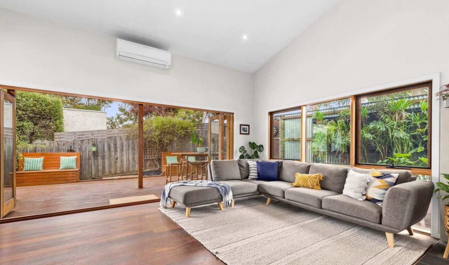 Property Gallery Thumbnail 5