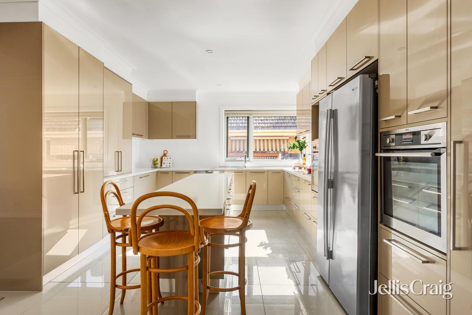 50 Rowen Street, Glen&nbsp;Iris image 3