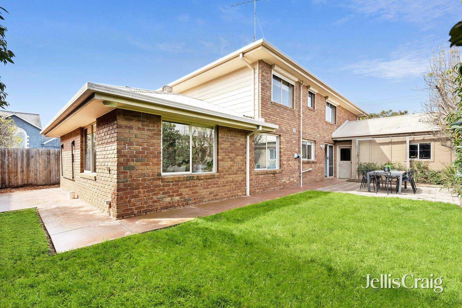 50 Saffron Street, Newtown image 4