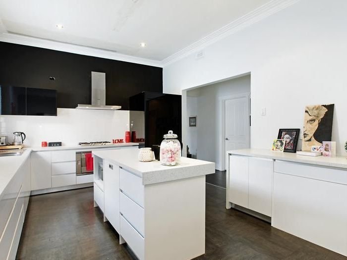 50 Shannon Avenue, Geelong West image 3