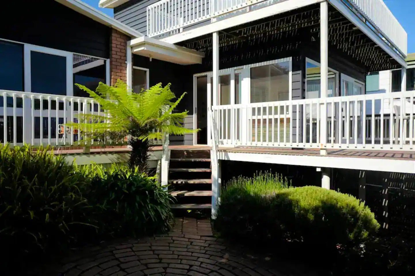 Property Gallery - Main Image