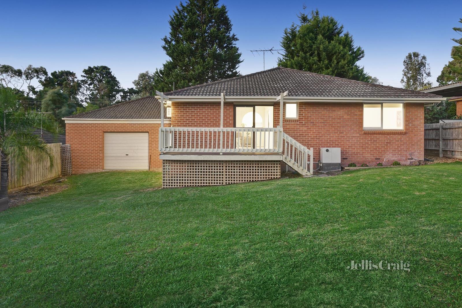 50 Tortice Drive, Ringwood North image 12