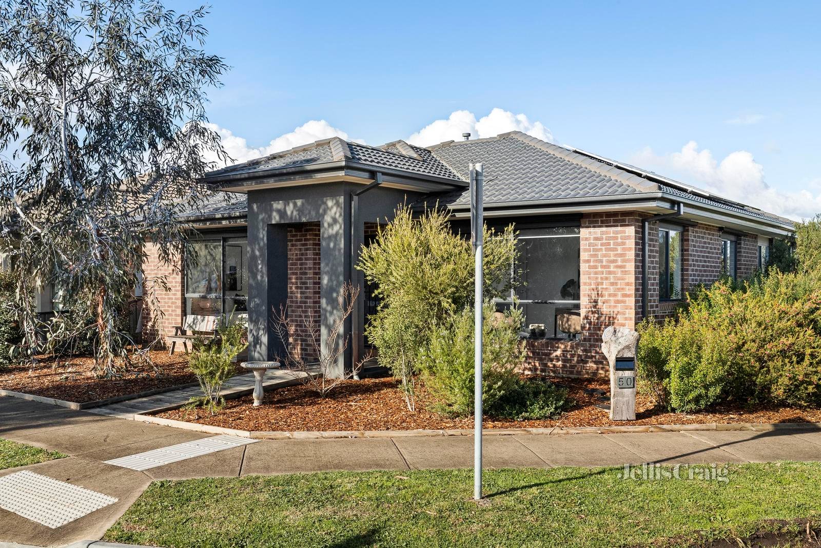 50 Vestley Drive, Mernda image 1