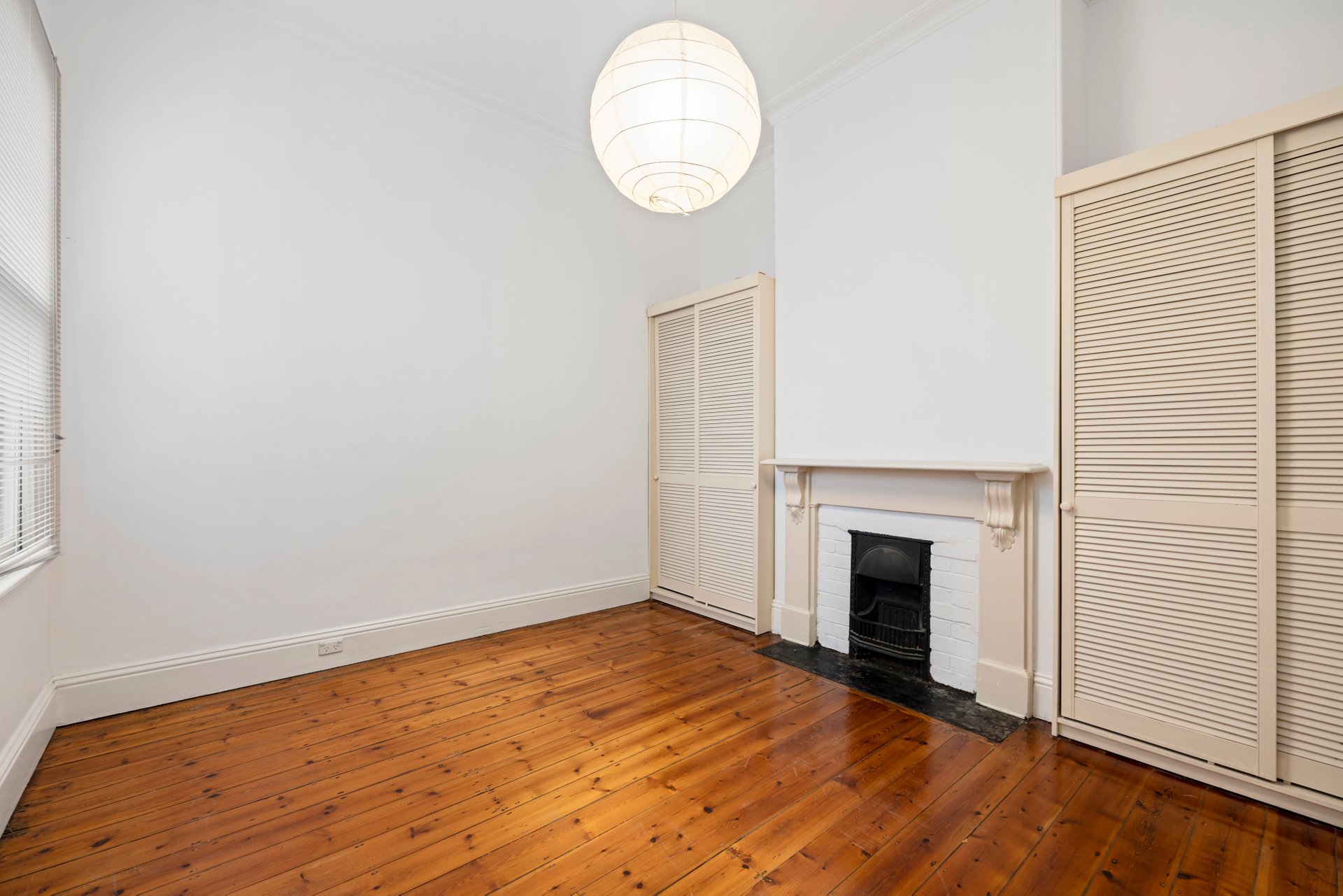 Property Gallery Thumbnail 8