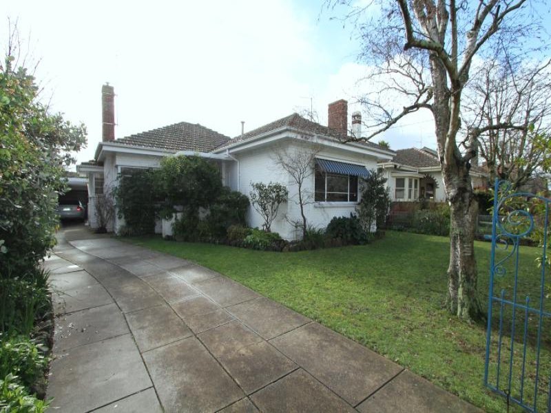 50 Victoria Avenue, Lake Wendouree image 1