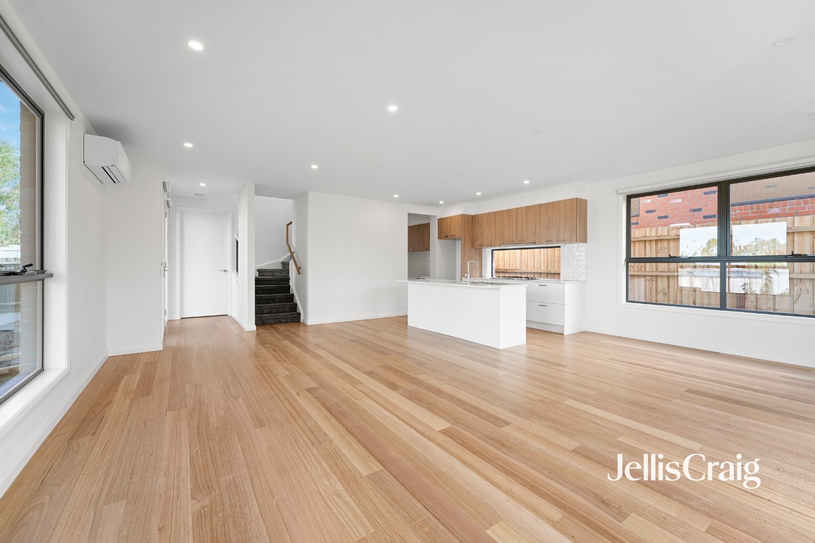 50 Wattle Drive, Watsonia image 3