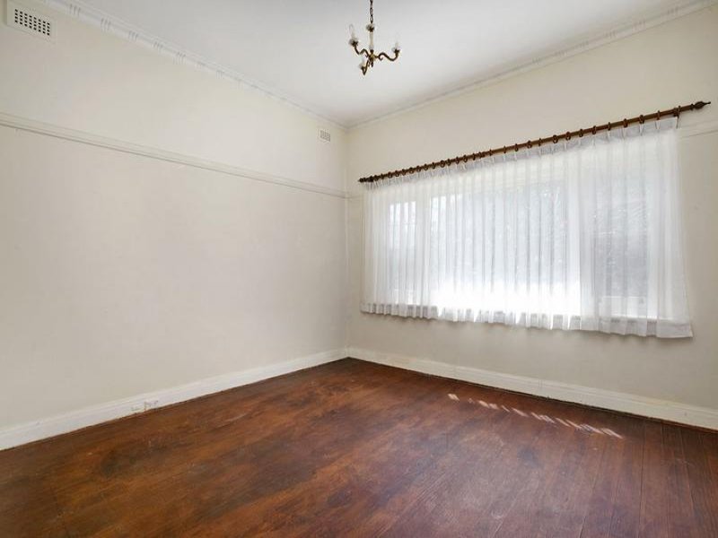 50 Yongala Street, Balwyn image 5