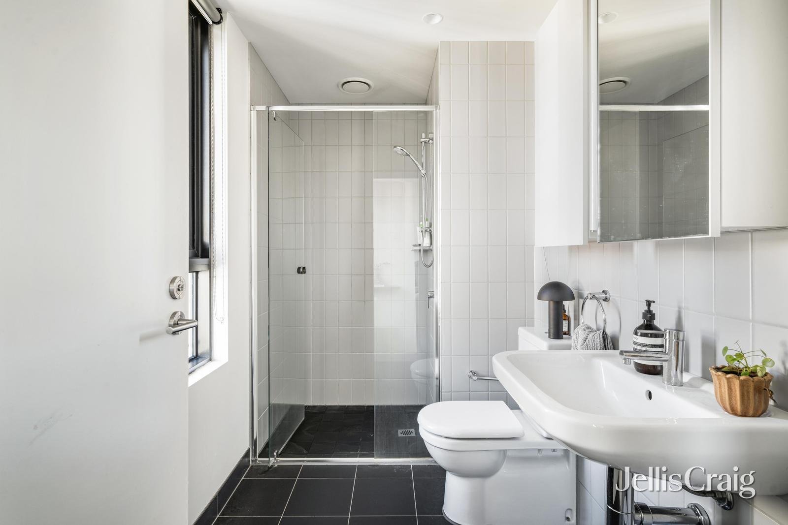 501/1 Kennedy Avenue, Richmond image 6