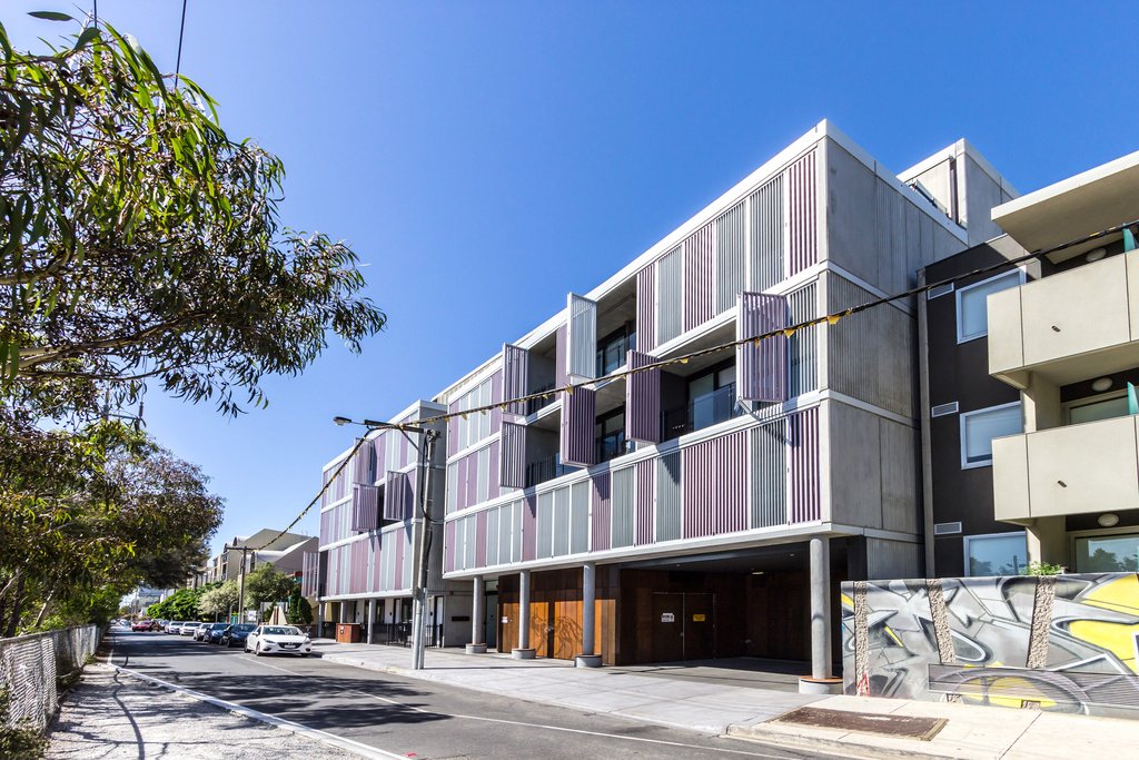 Property Gallery Thumbnail 3