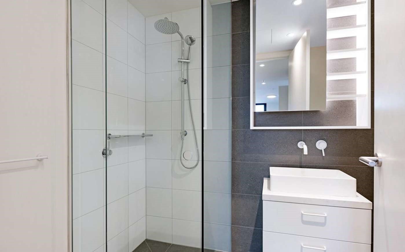 Property Gallery Thumbnail 9