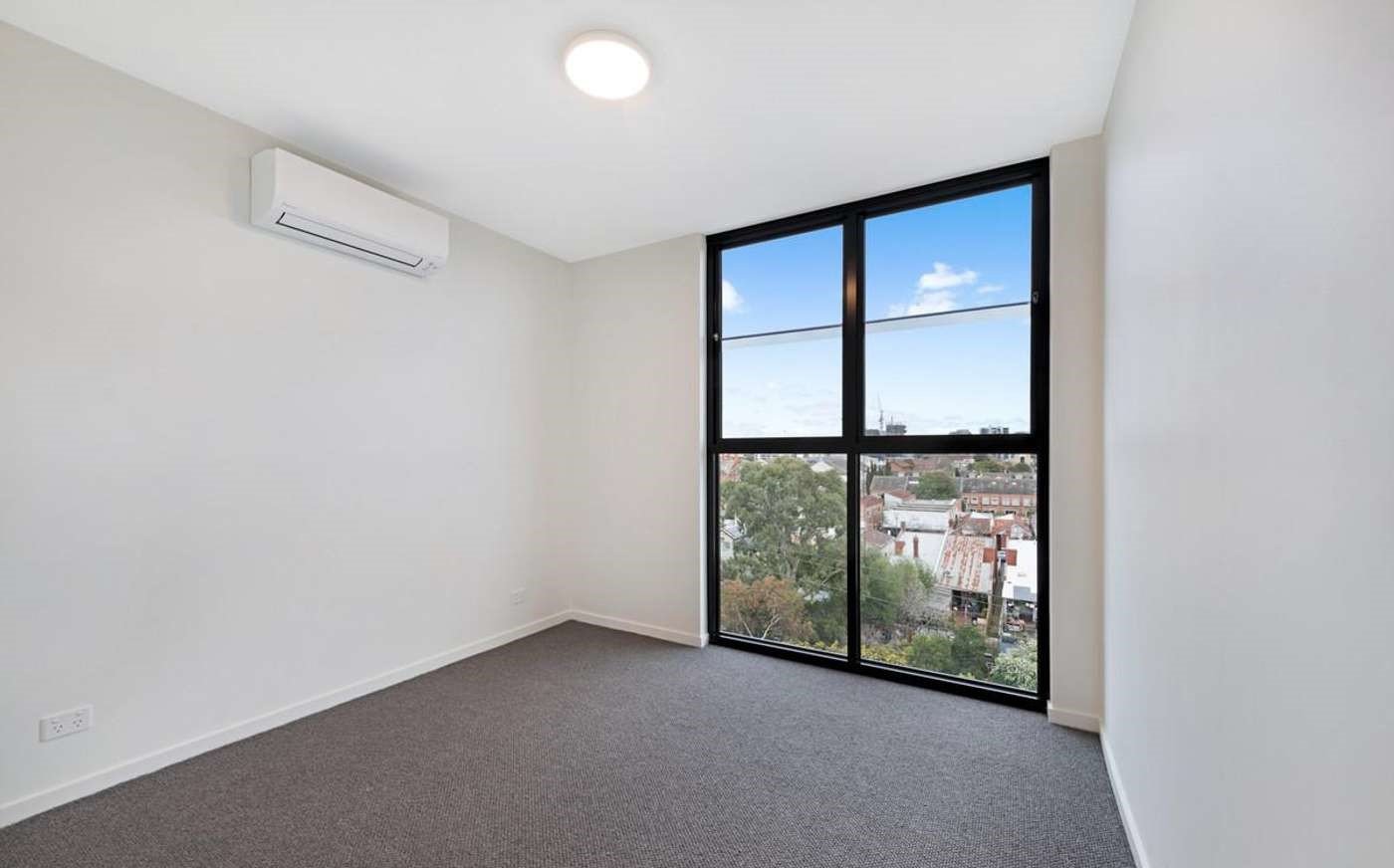 Property Gallery Thumbnail 6