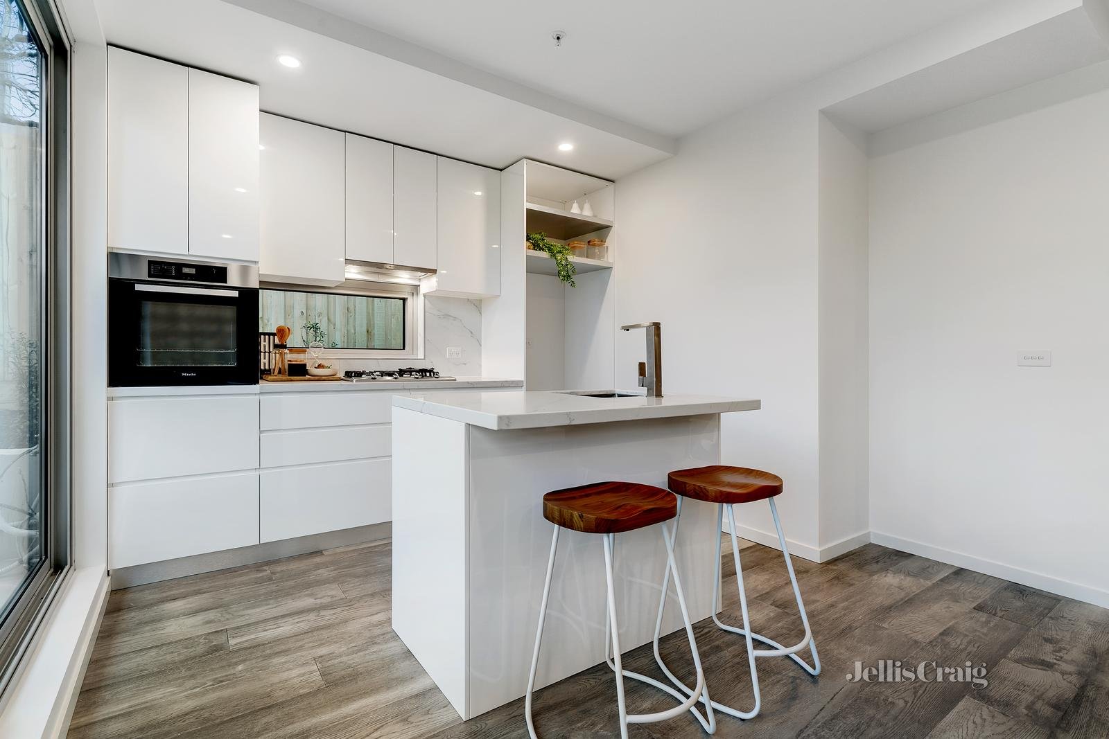 501/330-334 Manningham Road, Doncaster image 3