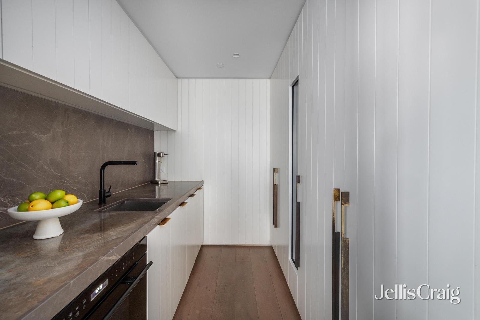 501/39 Gellibrand Street, Kew image 8