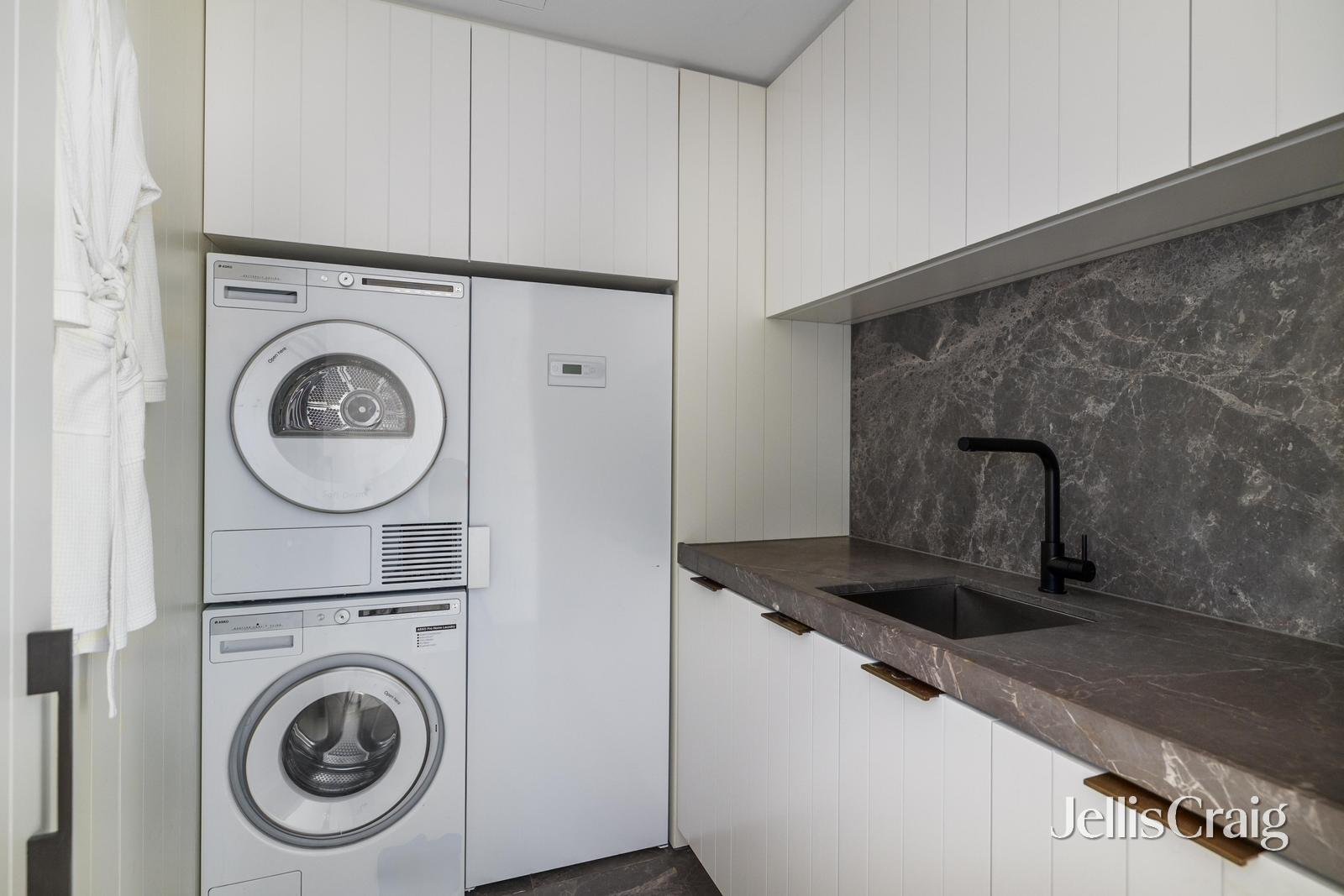 501/39 Gellibrand Street, Kew image 18