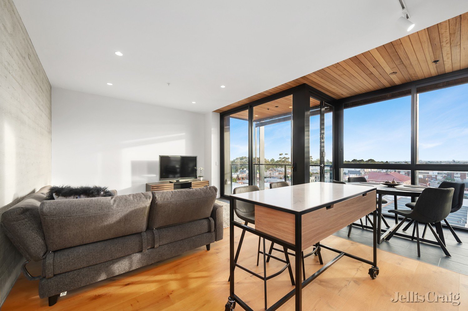 501/6 Black Street, Brunswick image 6