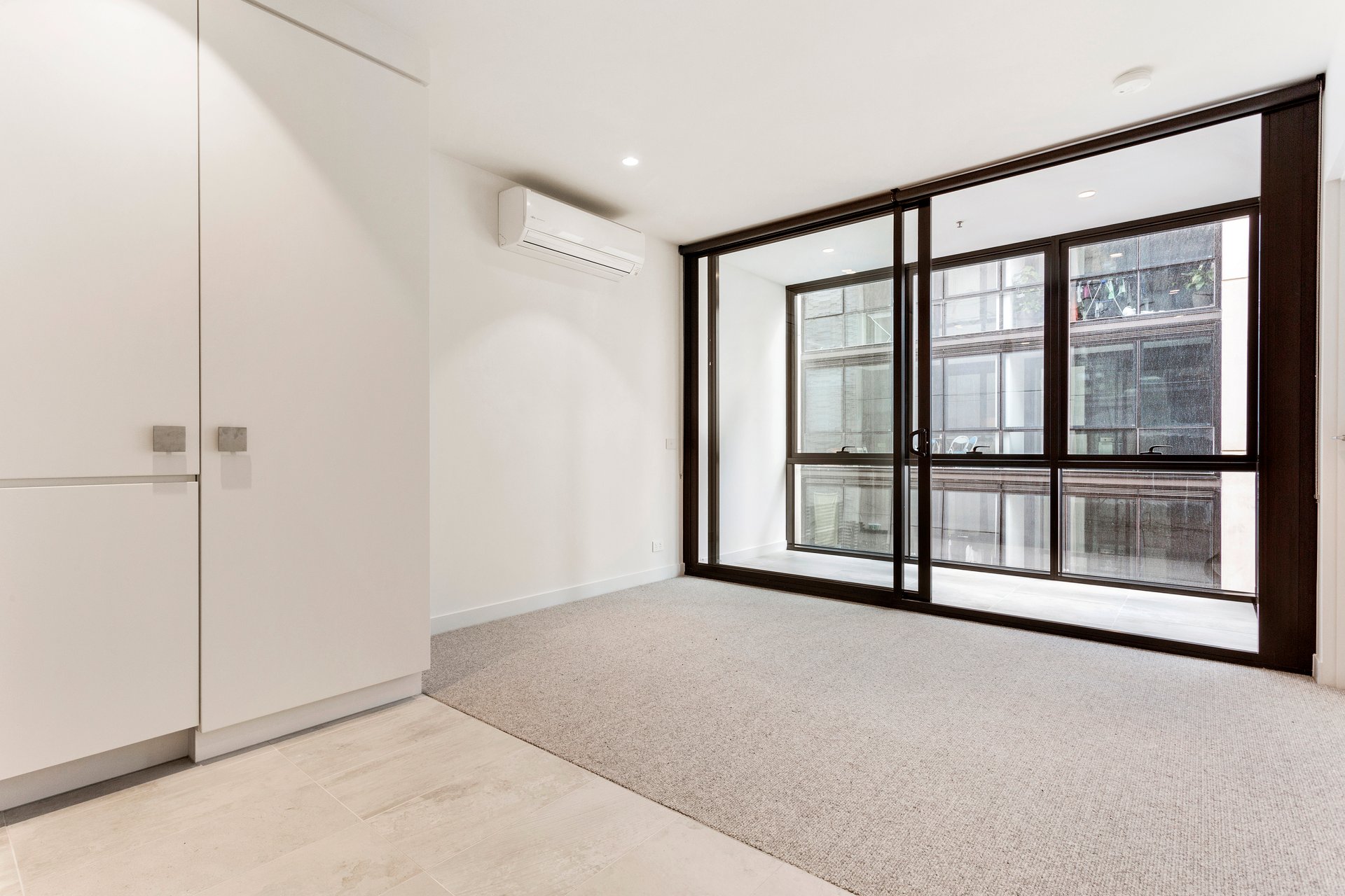Property Gallery Thumbnail 4