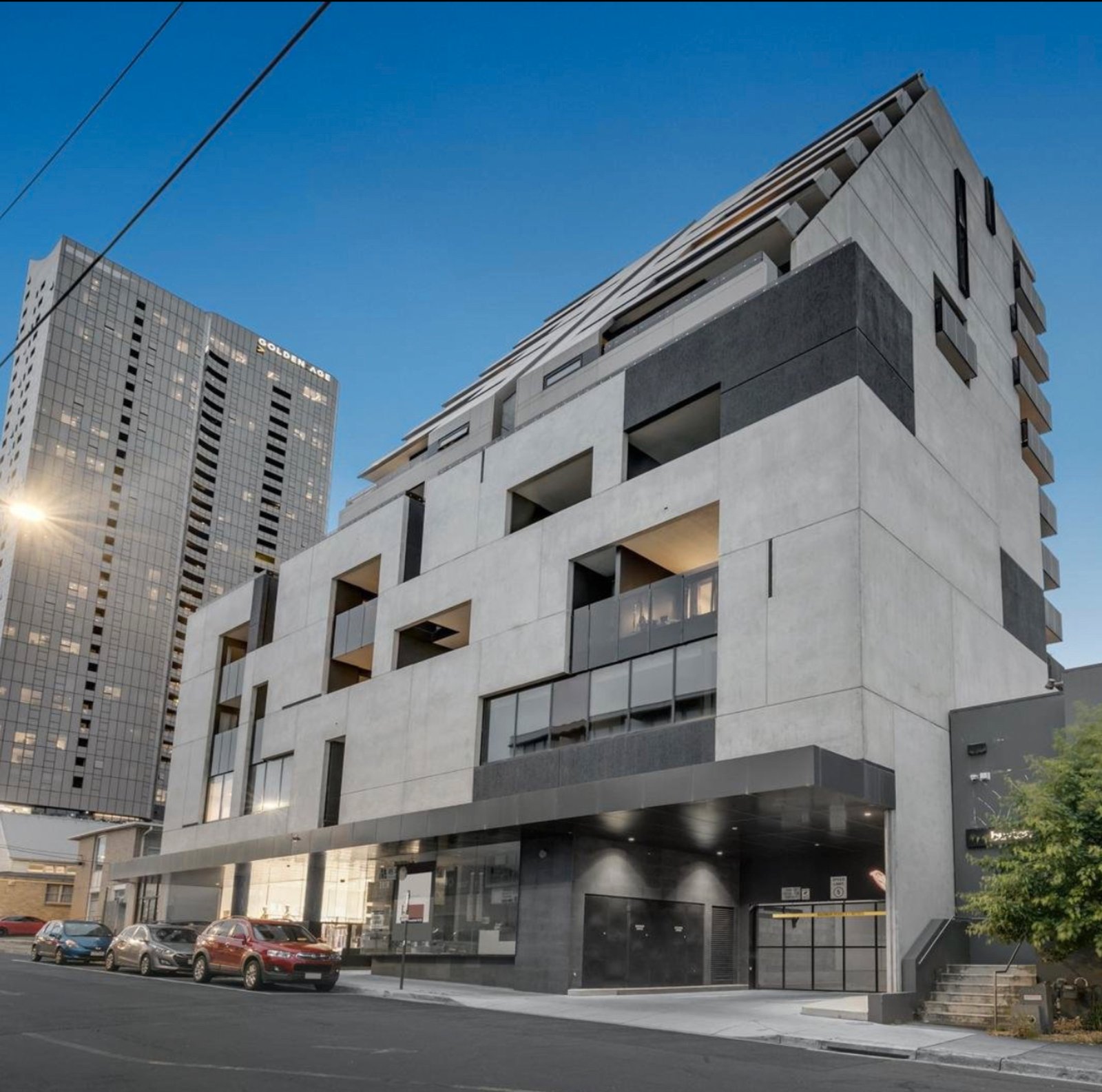 Property Gallery - Main Image