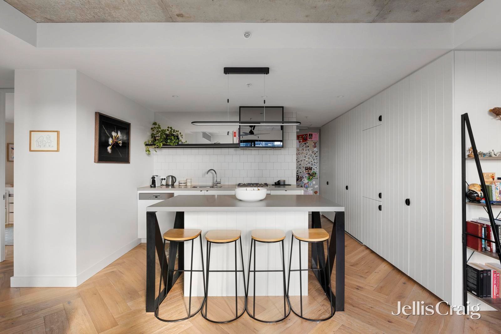 501/9 Little Oxford Street, Collingwood image 2